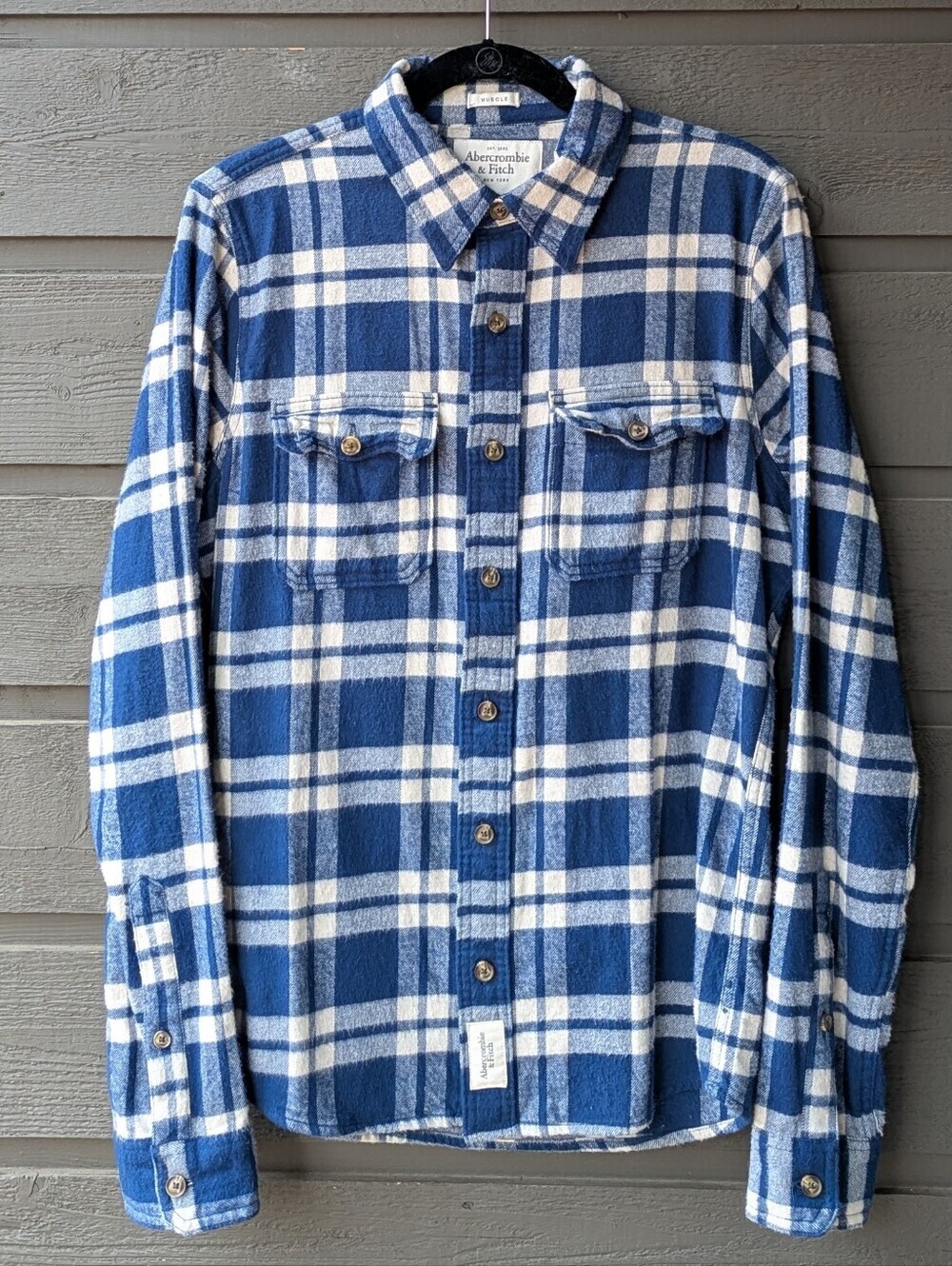 Abercrombie & Fitch 100% Cotton Muscle Blue White Plaid Button-Up Shirt Medium